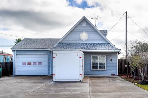 1147 S Arch Street Aransas Pass TX 78336