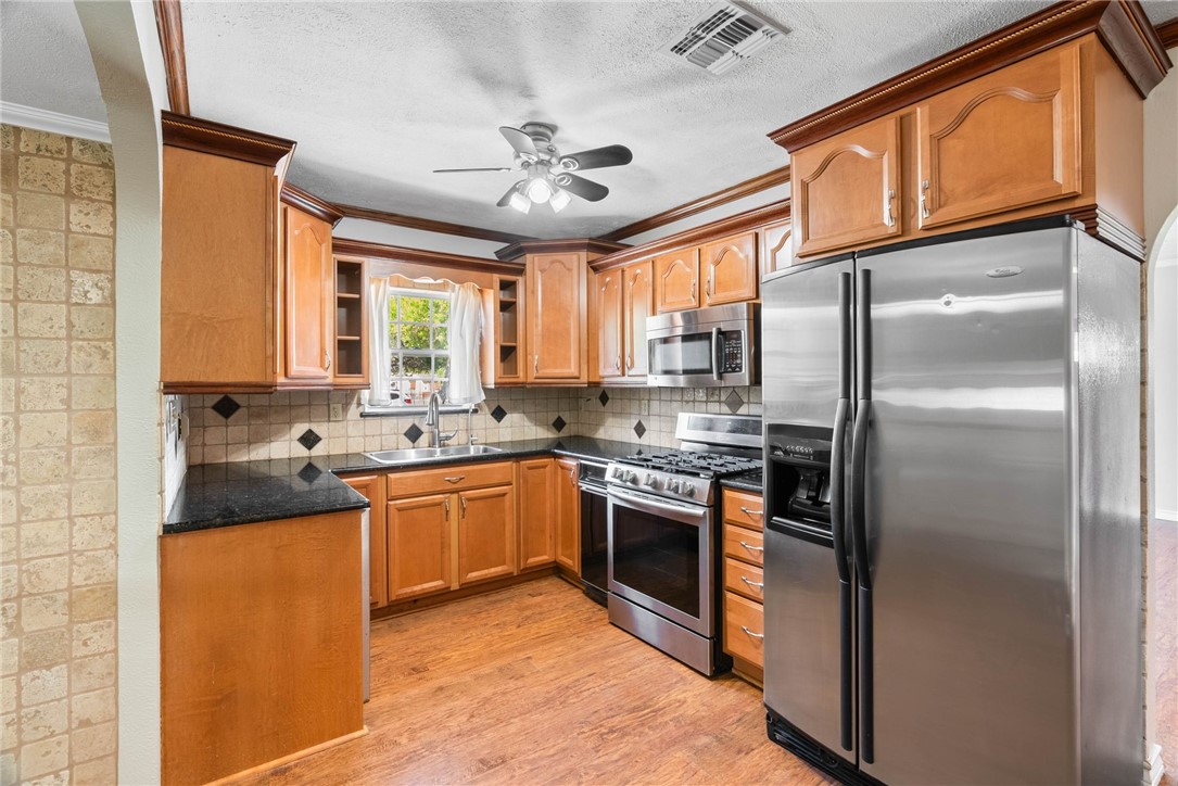 3609 Cottonwood Street Corpus Christi TX 78411