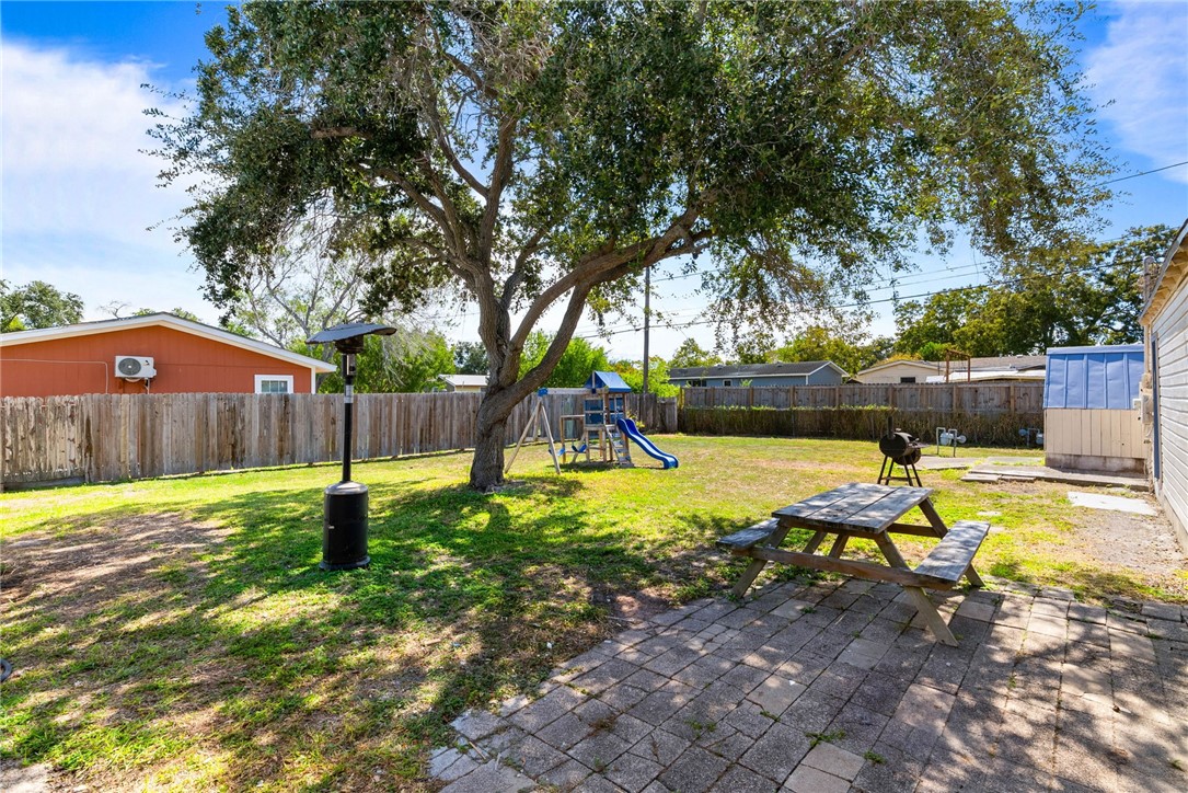 3609 Cottonwood Street Corpus Christi TX 78411