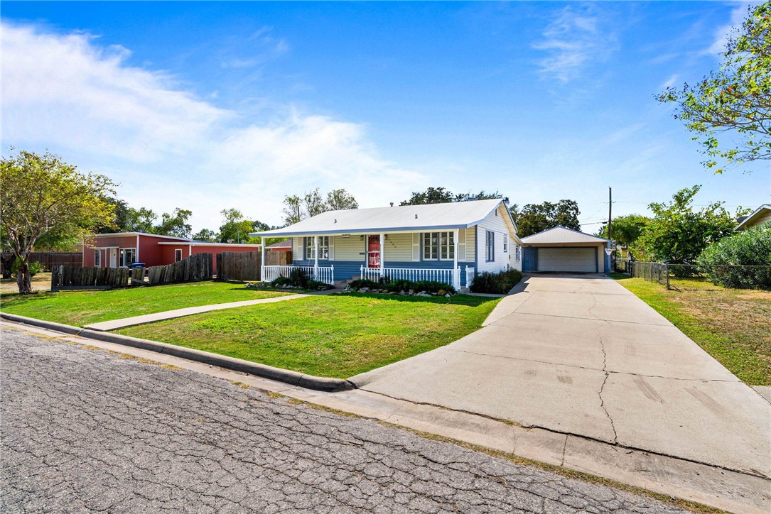 3609 Cottonwood Street Corpus Christi TX 78411