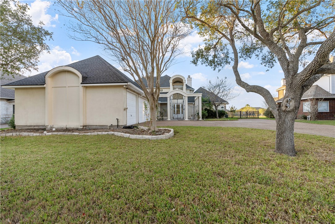 8021 Villefranche Drive Corpus Christi TX 78414