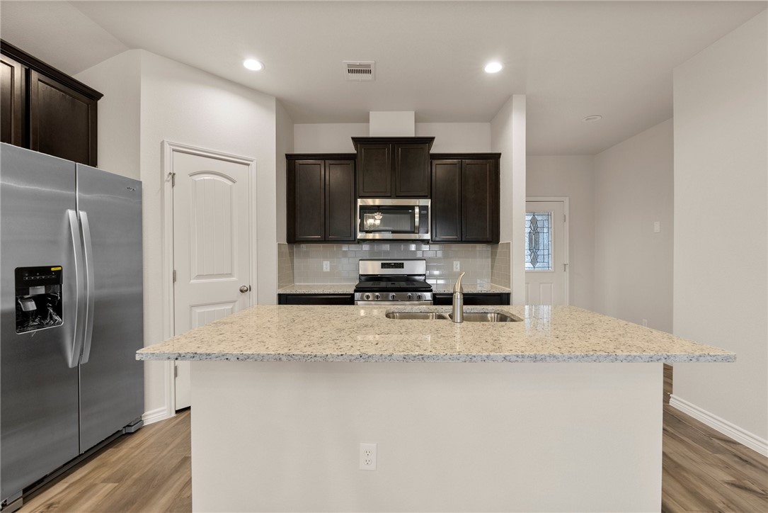 7610 Lacey Drive Corpus Christi TX 78414