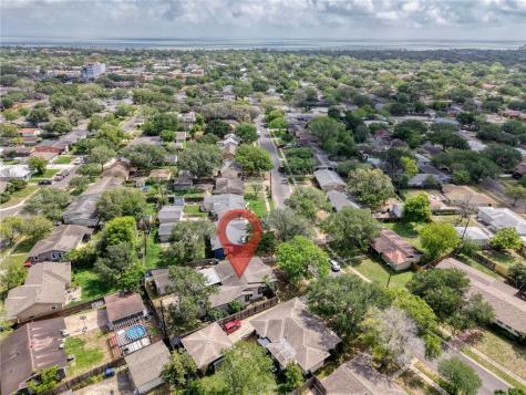 942 Delaine Drive Corpus Christi TX 78411