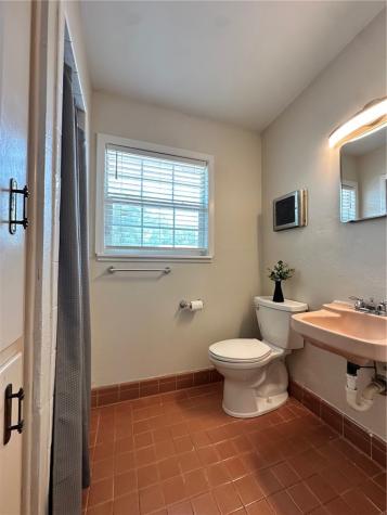 723 Santa Barbara Drive Kingsville TX 78363