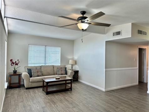 723 Santa Barbara Drive Kingsville TX 78363