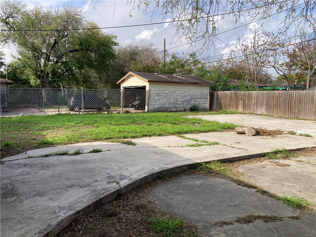 1537 Devon Drive Corpus Christi TX 78415