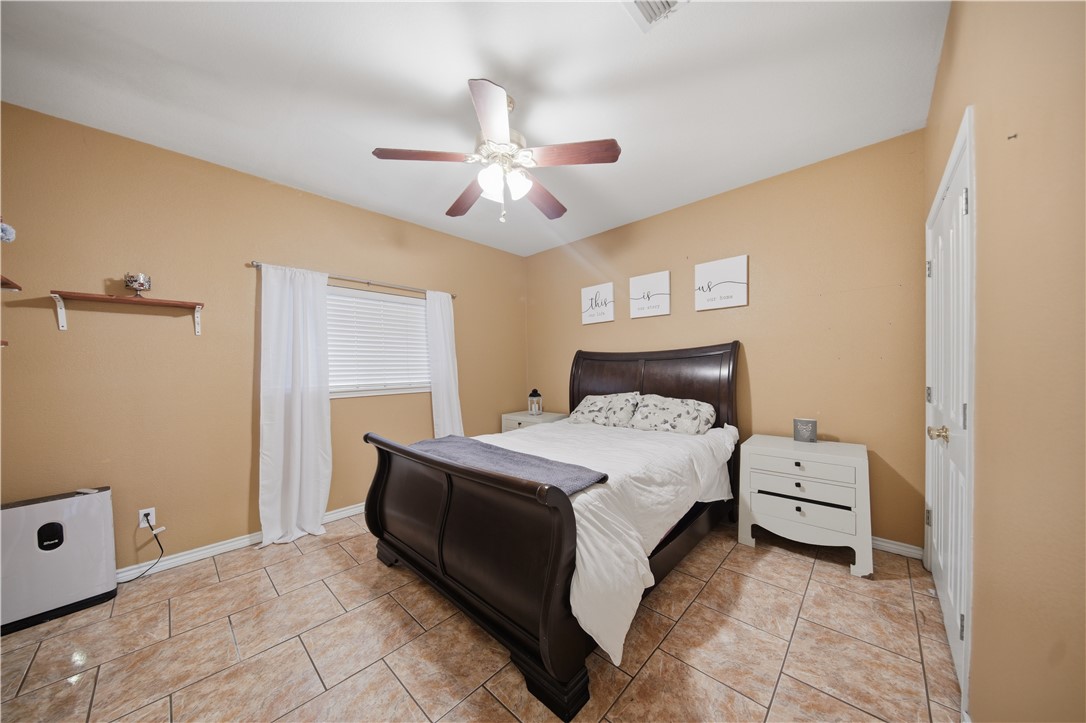 5133 Graford Place Corpus Christi TX 78413