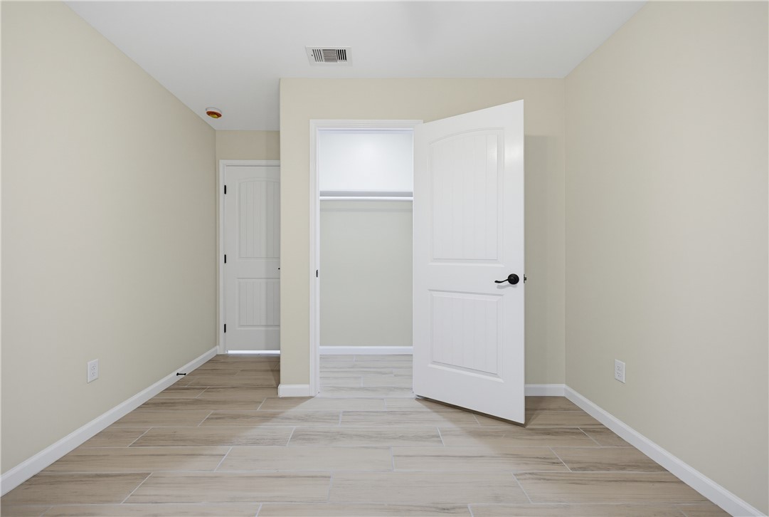 1402 Marine Drive Corpus Christi TX 78418