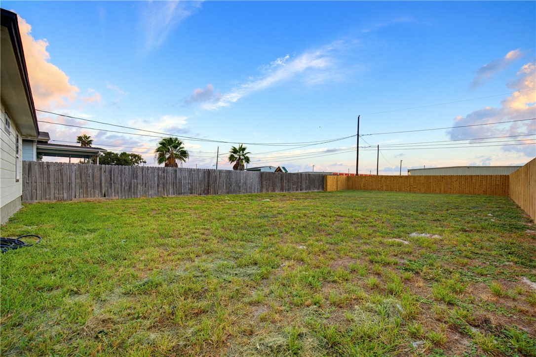 1402 Marine Drive Corpus Christi TX 78418