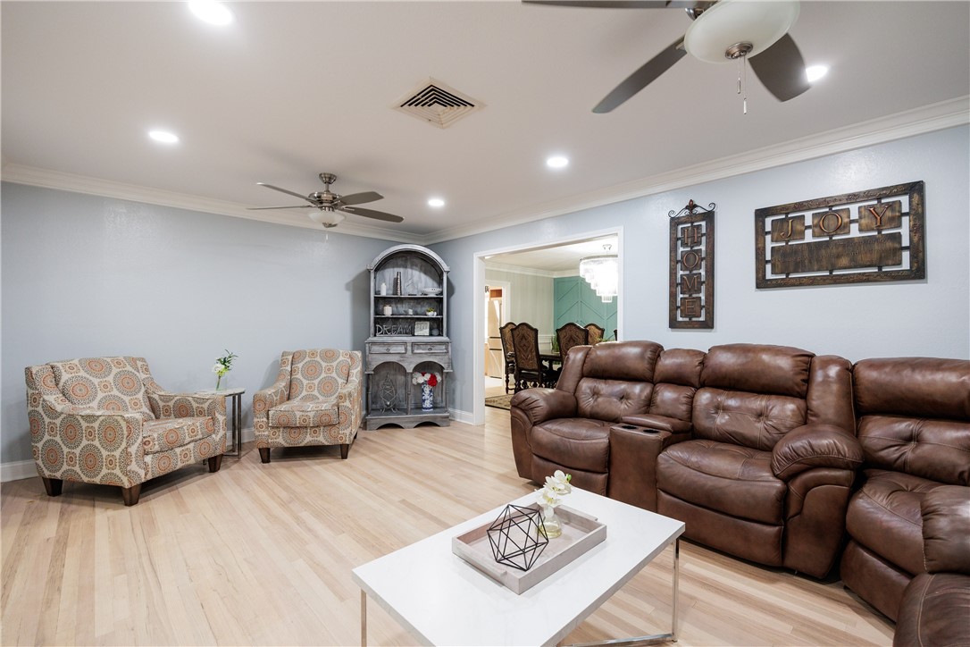 4941 Greenbriar Drive Corpus Christi TX 78413