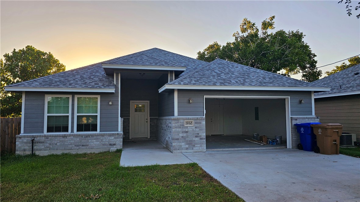 1930 Sunnycrest Street Corpus Christi TX 78418