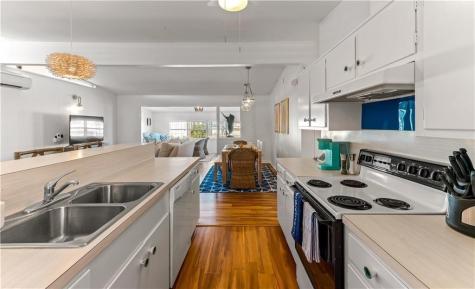 24 Nassau Drive Rockport TX 78382