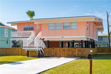 24 Nassau Drive Rockport TX 78382
