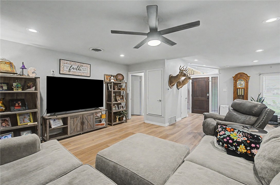 11114 Jackson Terrace Corpus Christi TX 78410