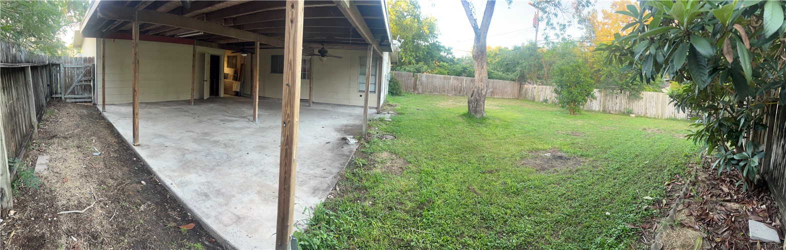 1013 Dolphin Place Corpus Christi TX 78411