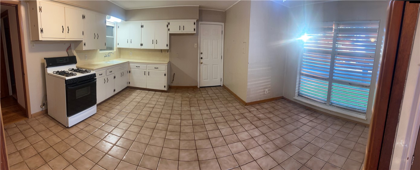 1013 Dolphin Place Corpus Christi TX 78411