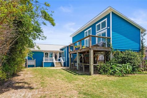 525 S 7th Street Port Aransas TX 78373