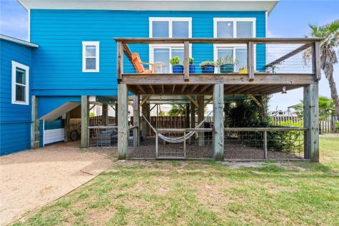 525 S 7th Street Port Aransas TX 78373