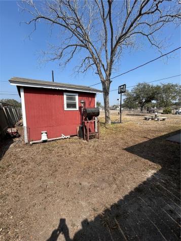 1005 Loma Street Alice TX 78332