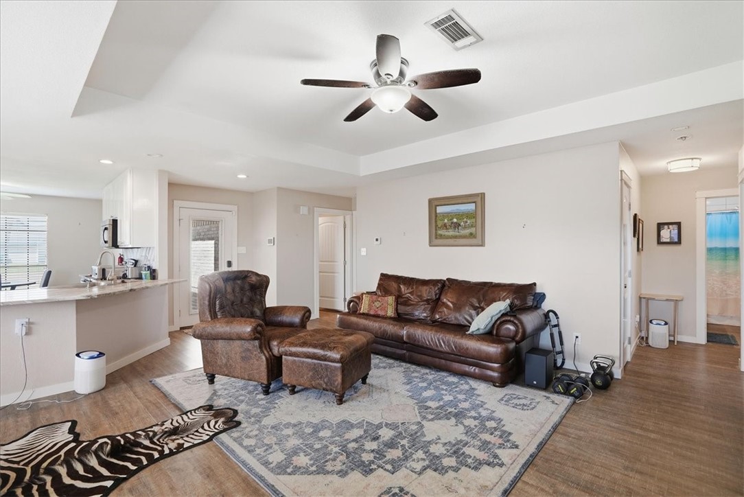 543 Lydia Ann Channel Port Aransas TX 78373