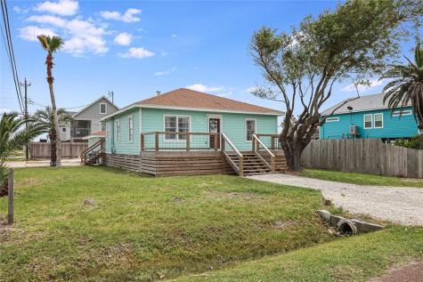 403 S Gulf Street Port Aransas TX 78373