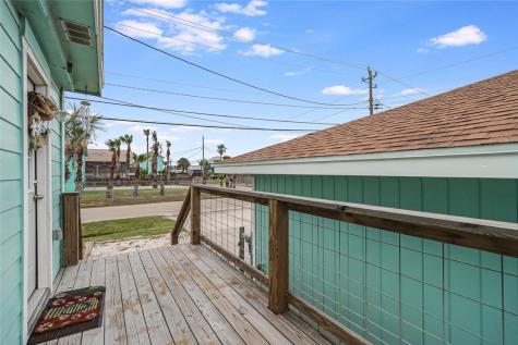 403 S Gulf Street Port Aransas TX 78373