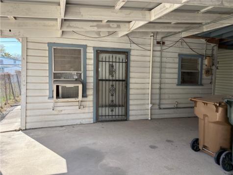 1203 14th Street Corpus Christi TX 78404