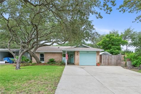 1911 Glass Avenue Rockport TX 78382