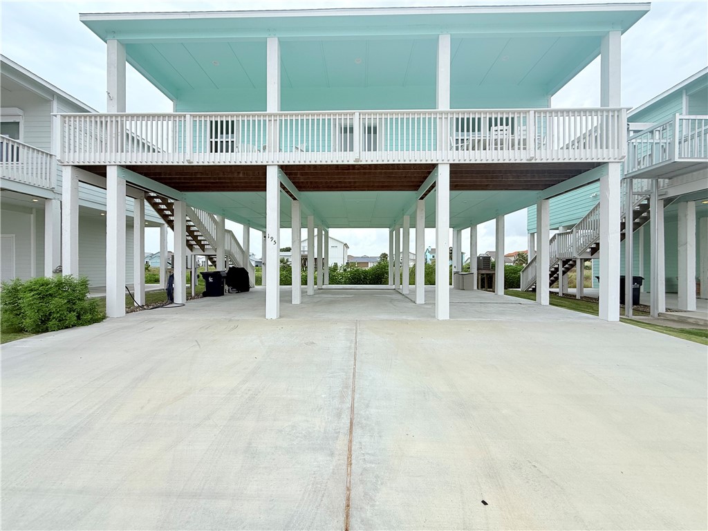 195 Paradise Drive Rockport TX 78382