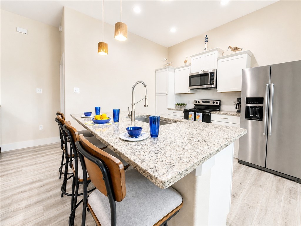 195 Paradise Drive Rockport TX 78382