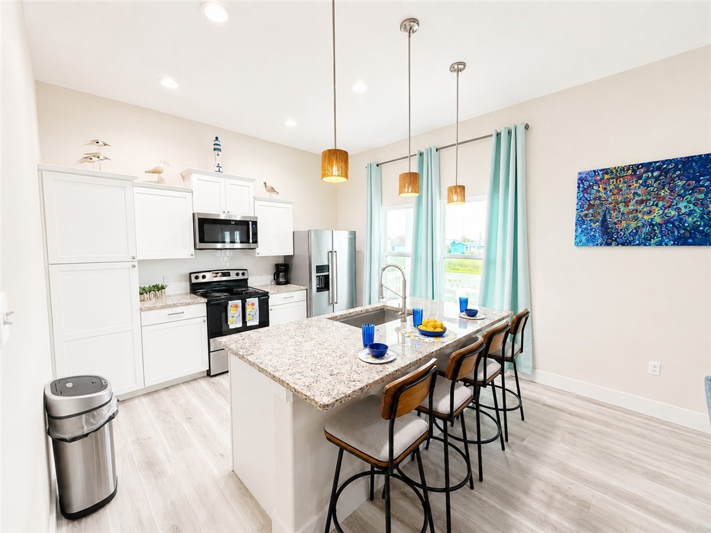 195 Paradise Drive Rockport TX 78382