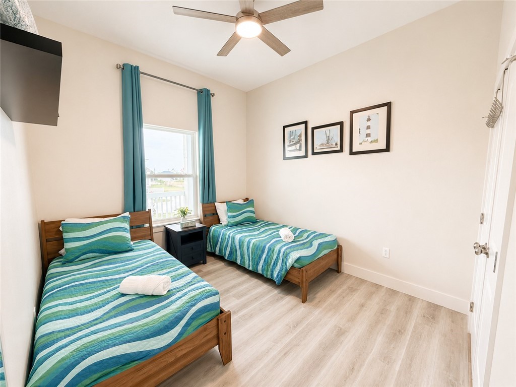 195 Paradise Drive Rockport TX 78382