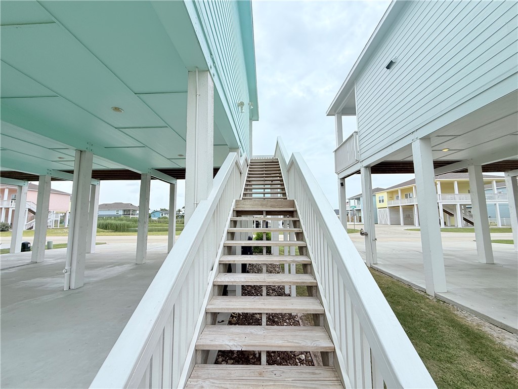 195 Paradise Drive Rockport TX 78382