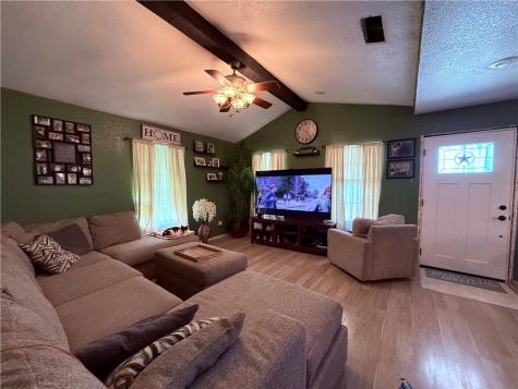 5742 Hidden Valley Loop Sandia TX 78383