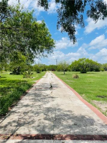 5742 Hidden Valley Loop Sandia TX 78383
