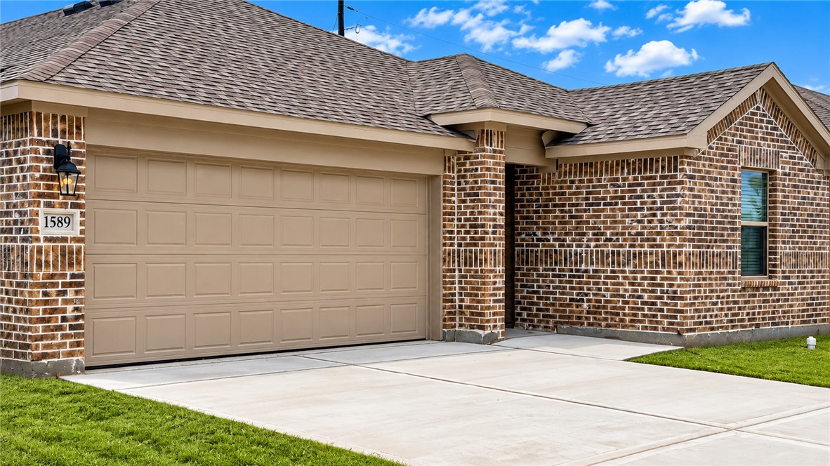 1589 Rhumba Trai Corpus Christi TX 78410