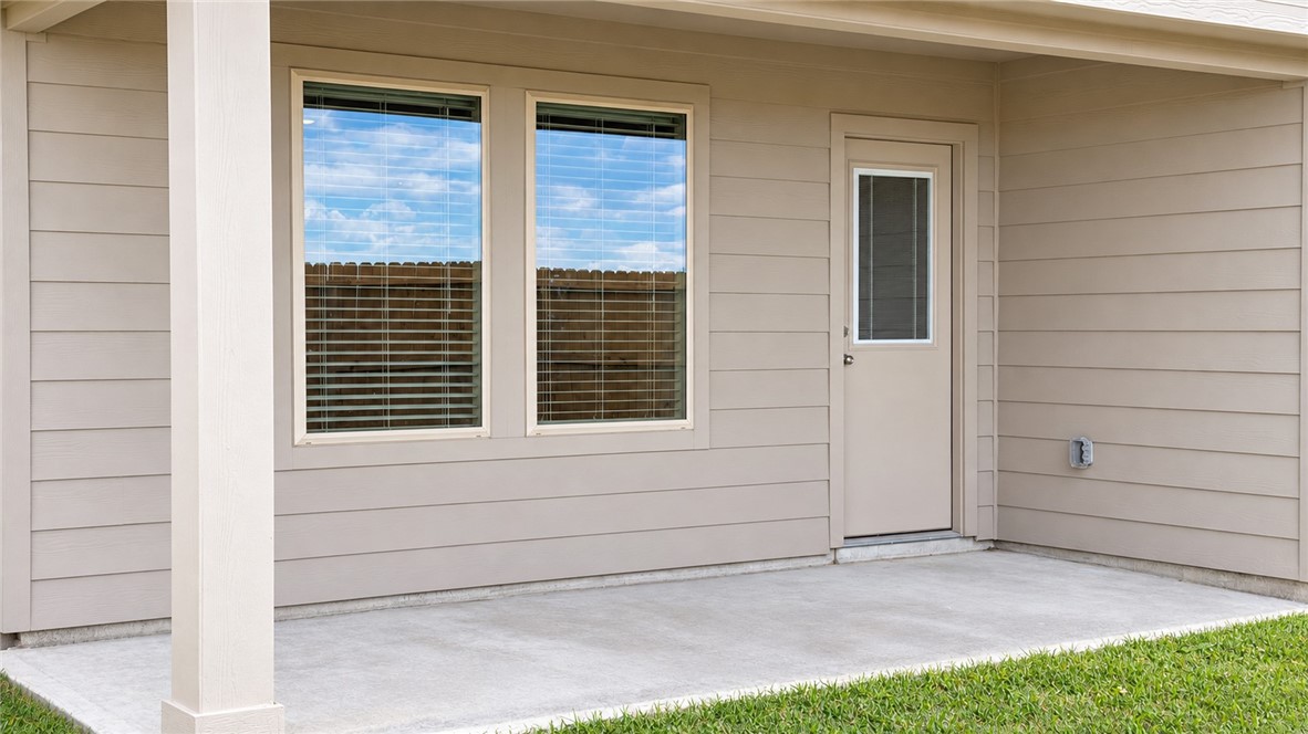 1589 Rhumba Trai Corpus Christi TX 78410