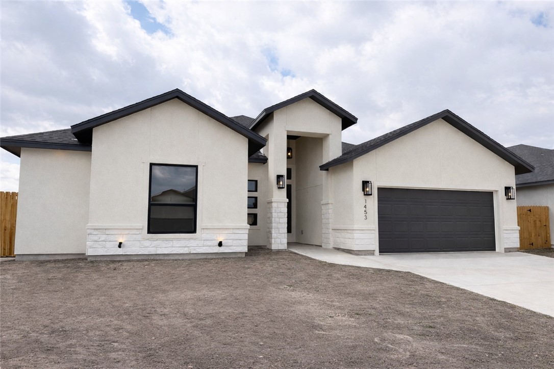 1453 Lois Chesney Street Corpus Christi TX 78415
