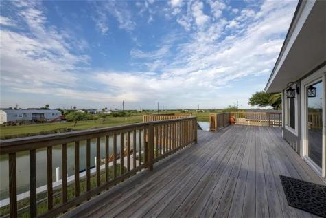 356 E Sagebrush Street Rockport TX 78382