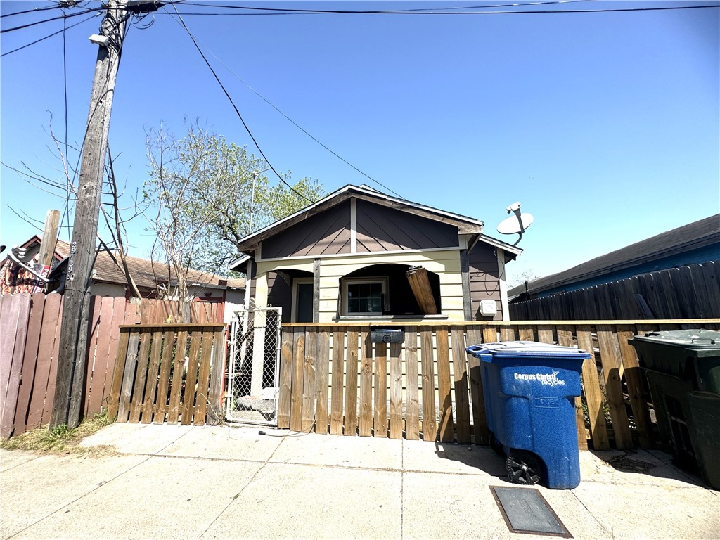 2118 Howard Street Corpus Christi TX 78408