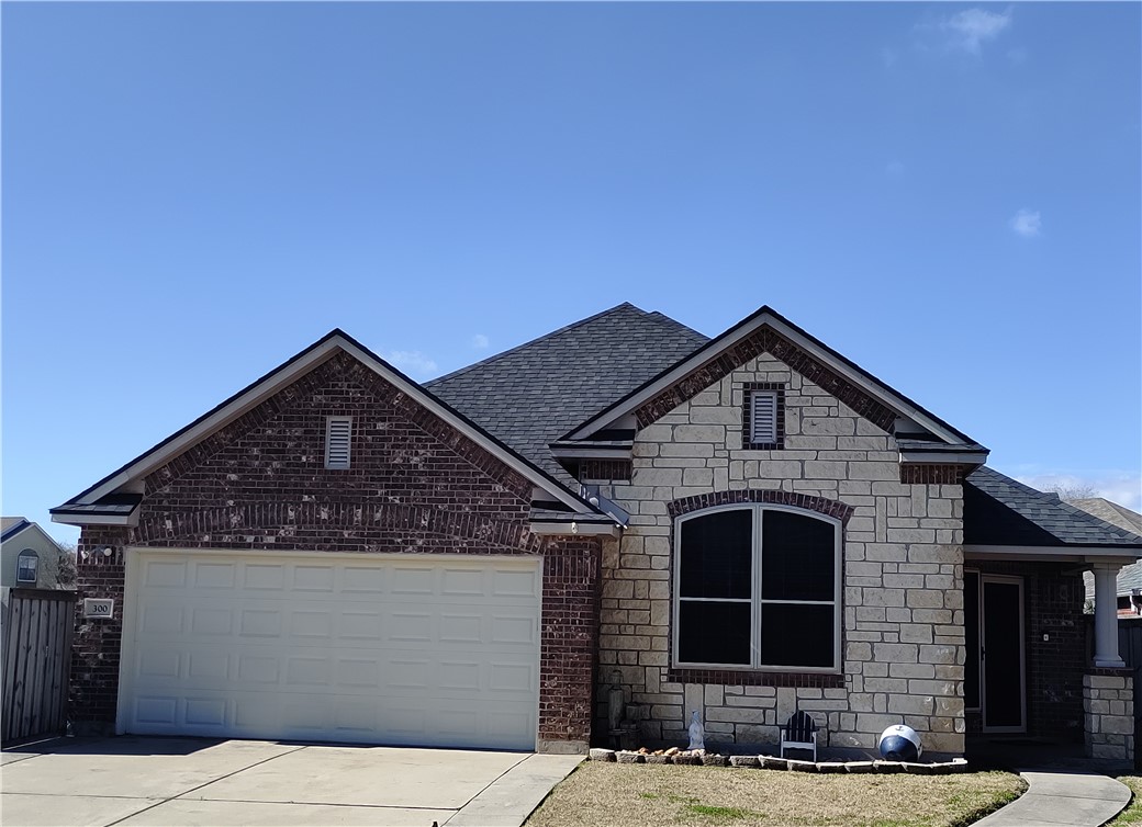 300 Nicklaus Drive Portland TX 78374