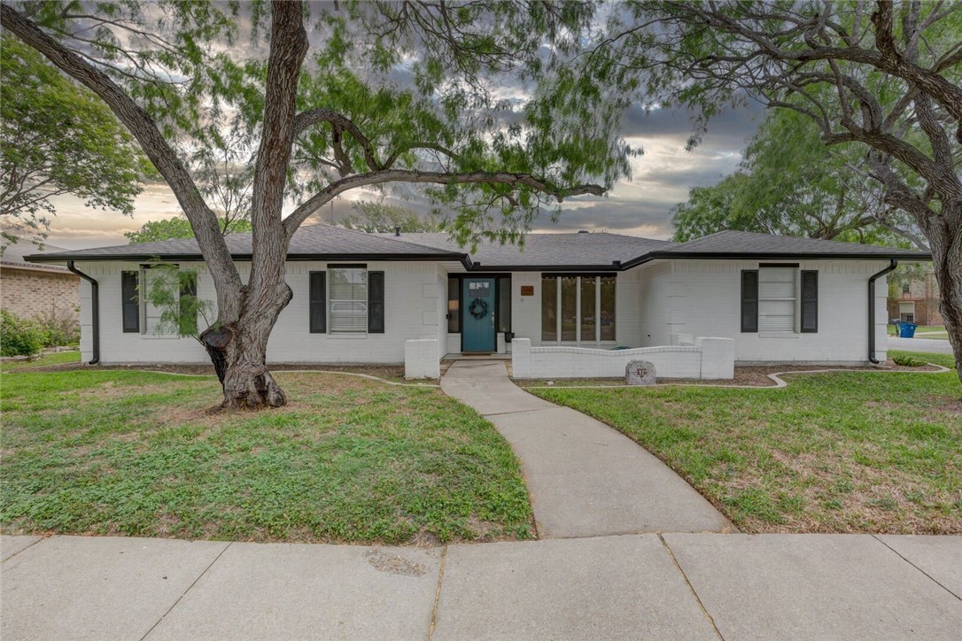 100 Presidio Drive Portland TX 78374