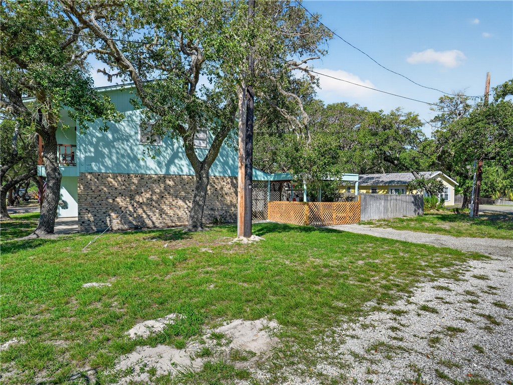 501 Traylor Boulevard Rockport TX 78382