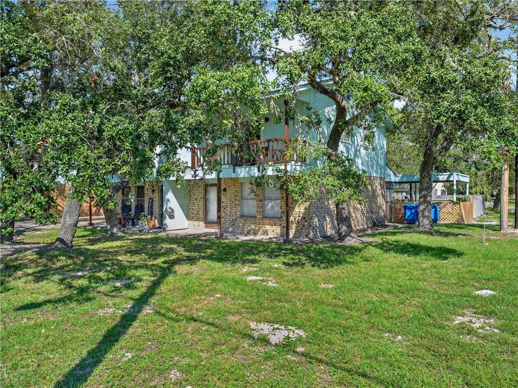 501 Traylor Boulevard Rockport TX 78382