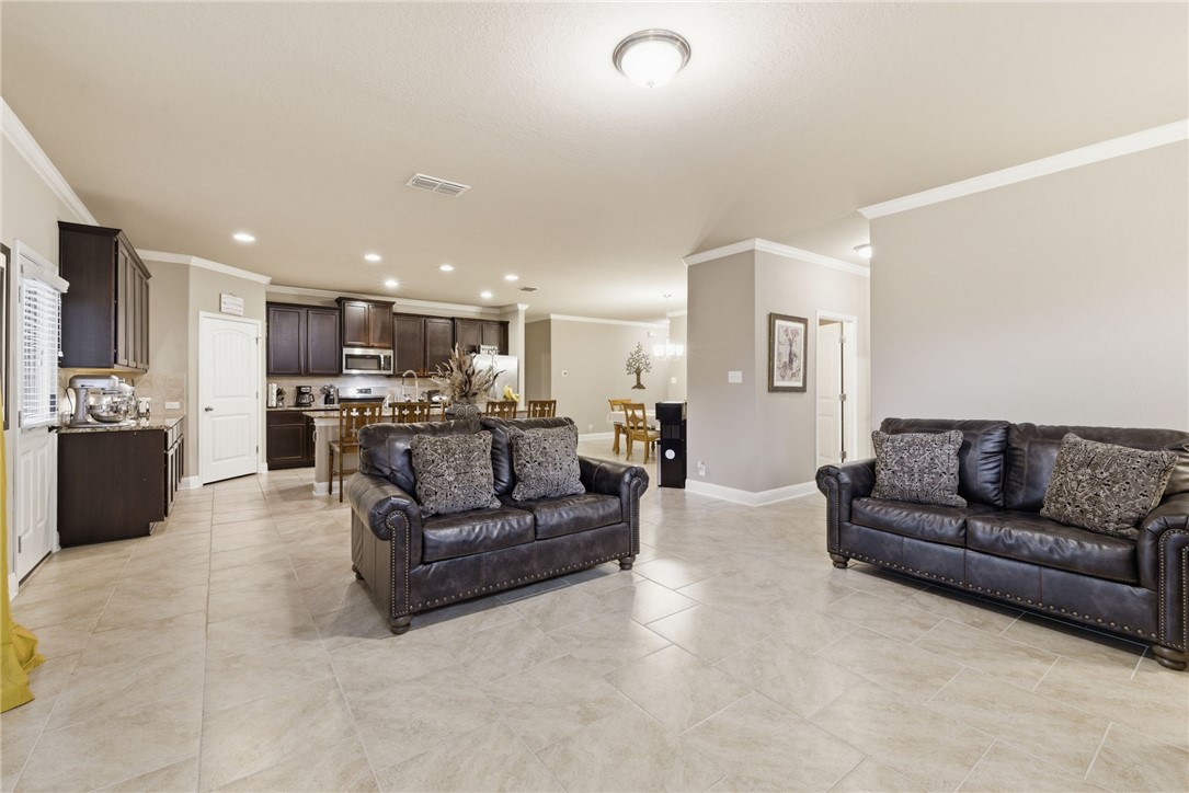 8826 Virginia Rye Street San Antonio TX 78254
