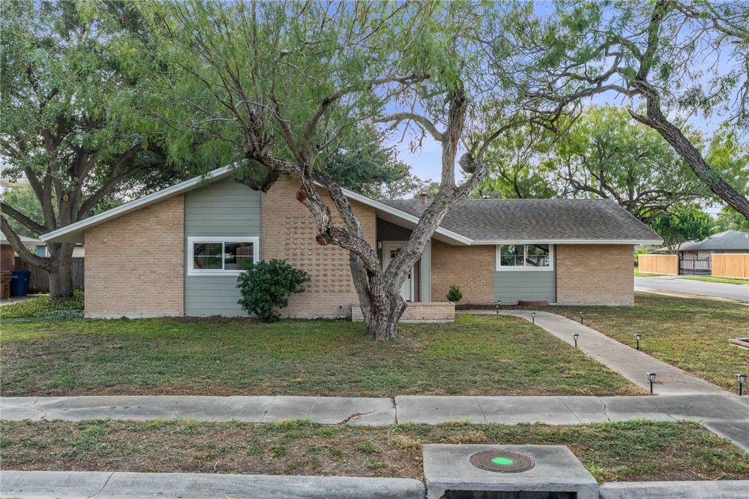 617 Coral Place Corpus Christi TX 78411