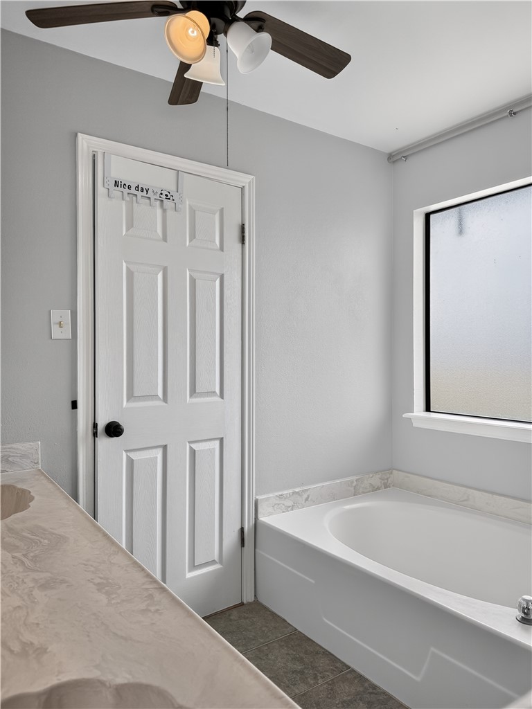 7638 Clearbrook Drive Corpus Christi TX 78413