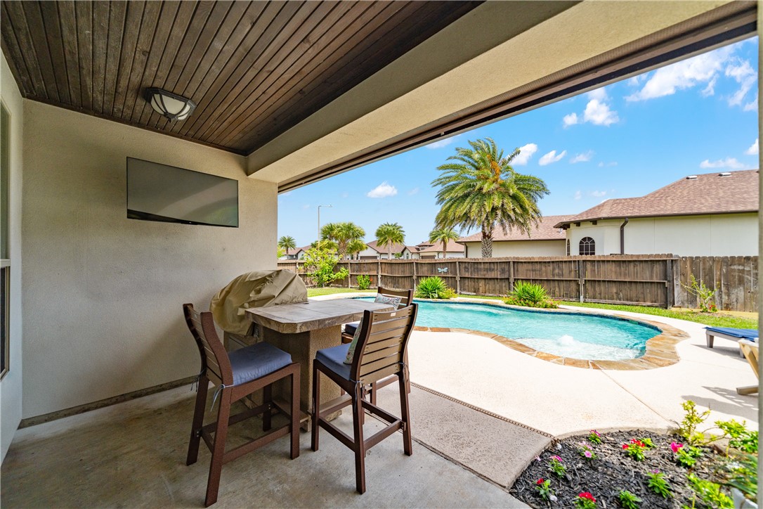 8038 Calgary Drive Corpus Christi TX 78414