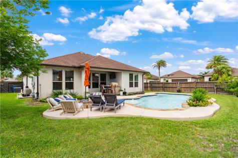 8038 Calgary Drive Corpus Christi TX 78414