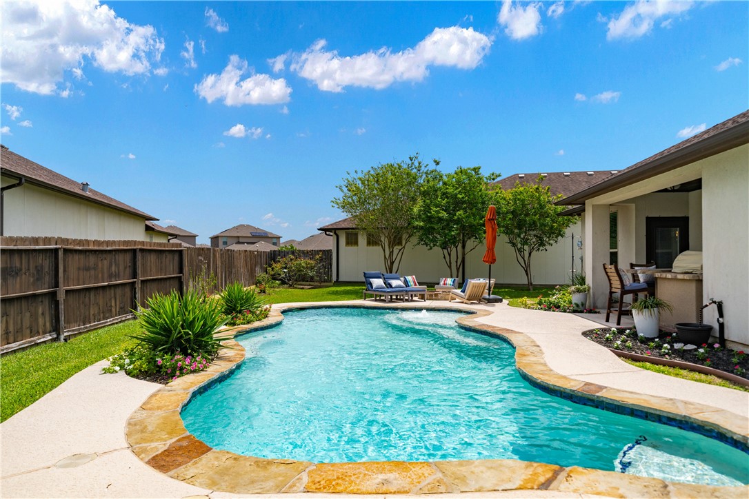 8038 Calgary Drive Corpus Christi TX 78414